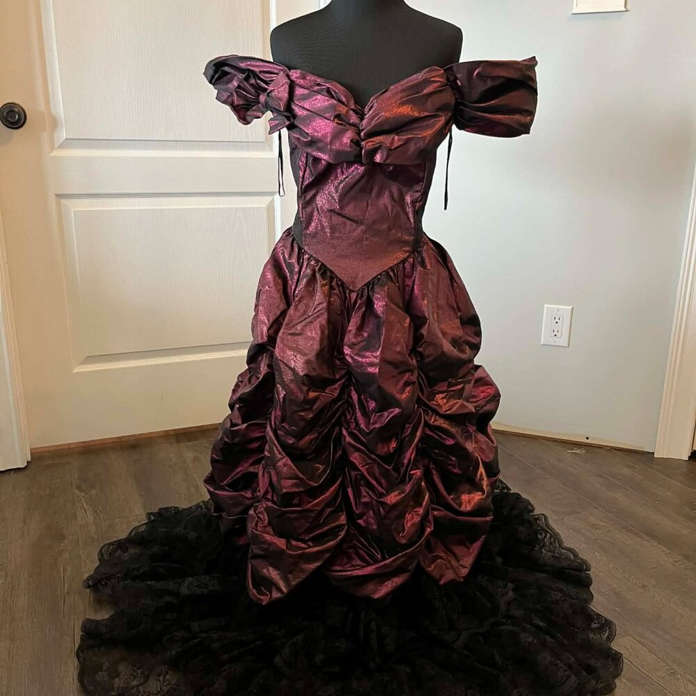 Vintage Loralie Wine Metallic Goth Core Laced Ruffled Dress size 12 - Picture 2 of 7